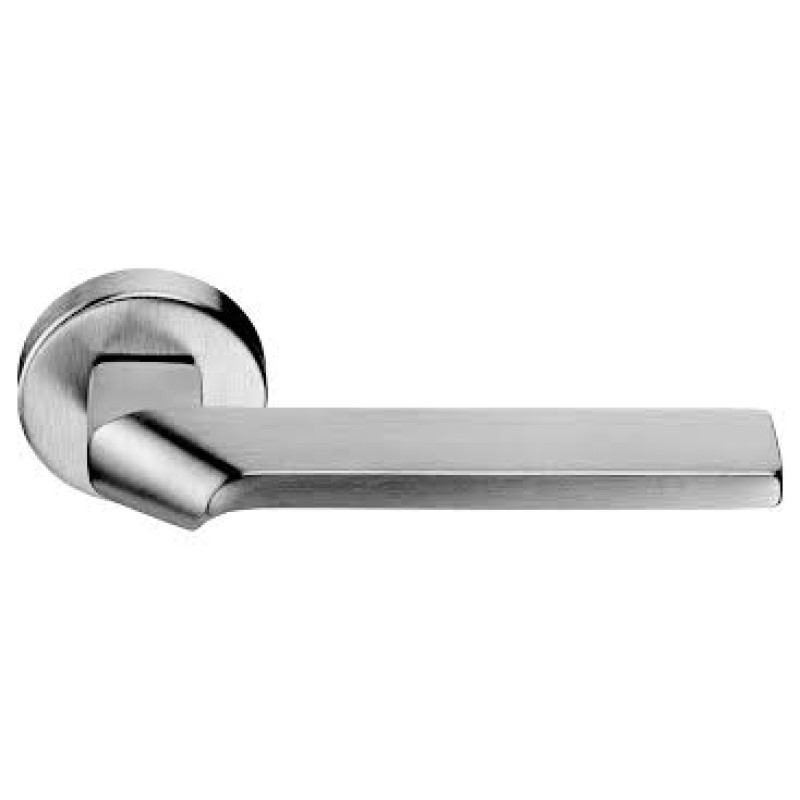 Chic Arieni Door Handle on Round Rosette Made in Italy